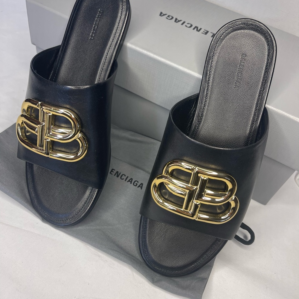 Balenciaga size US 6.5 (ER 36.5) Oval BB sandals black shiny sheepskin gold - Picture 9 of 17